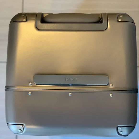 New Hybrid suitcase-trunk w/ telescopic handle, TSA locks & smooth wheel… - Picture 13 of 15